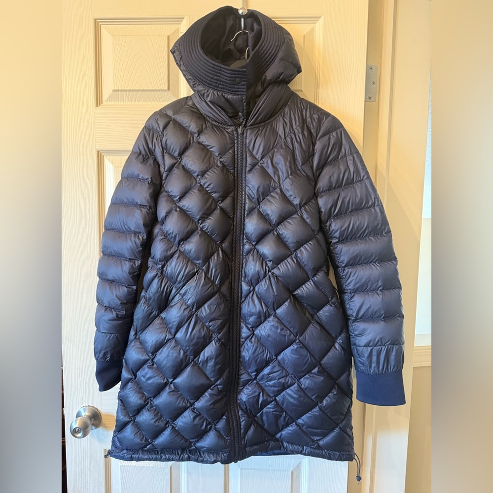 💙RARE Lululemon Inkwell Navy Size 6 Reversible No Shivers 700 Down Coat💙